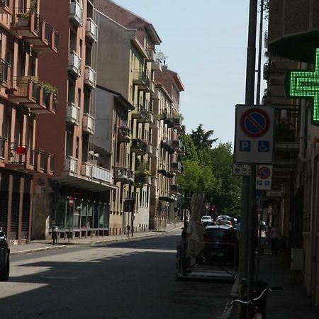 Davide & Mary Friendly House Apartment โนวารา ภายนอก รูปภาพ