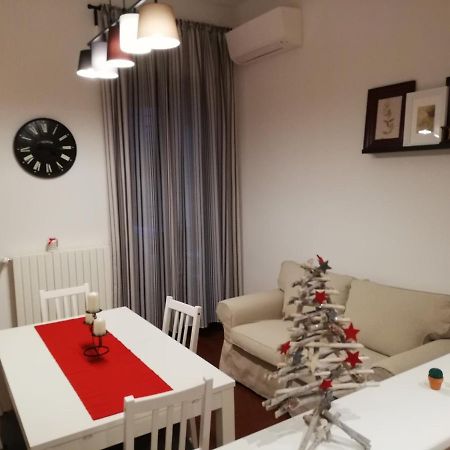Davide & Mary Friendly House Apartment โนวารา ภายนอก รูปภาพ