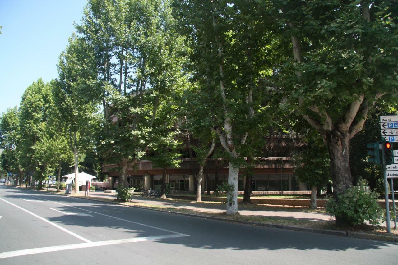 Davide & Mary Friendly House Apartment โนวารา ภายนอก รูปภาพ