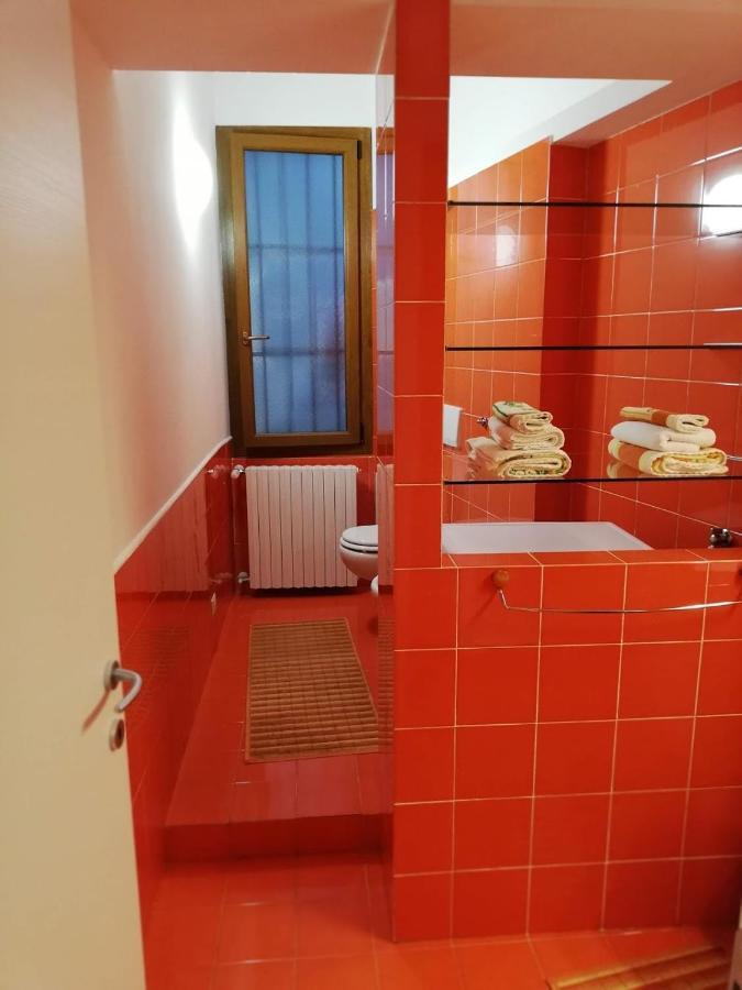 Davide & Mary Friendly House Apartment โนวารา ภายนอก รูปภาพ