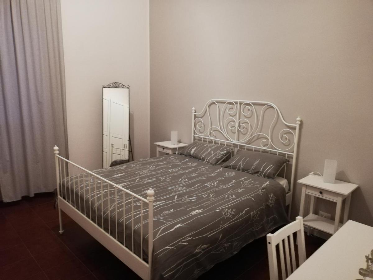 Davide & Mary Friendly House Apartment โนวารา ภายนอก รูปภาพ